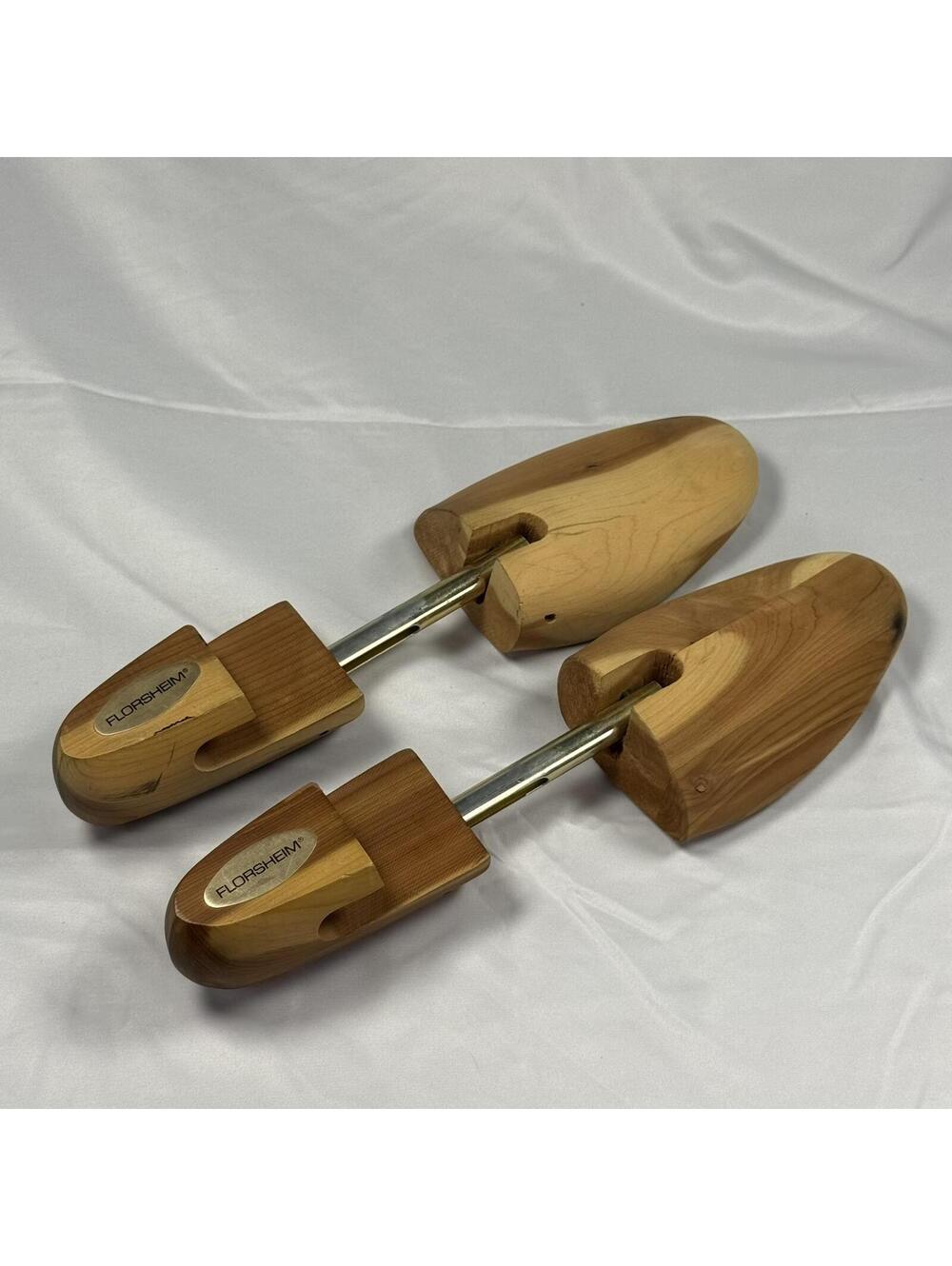 Florsheim Cedar Wood Shoe Trees Pair Spring Stretchers Size L
